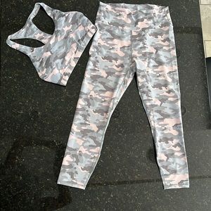 Fabletics crop leggings and matching sports bra- size L